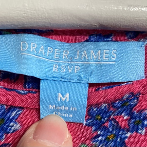 Draper James Women’s Sz Medium Sleeveless Scoop Neck  Top Pink with Blue Flowers - Picture 2 of 12